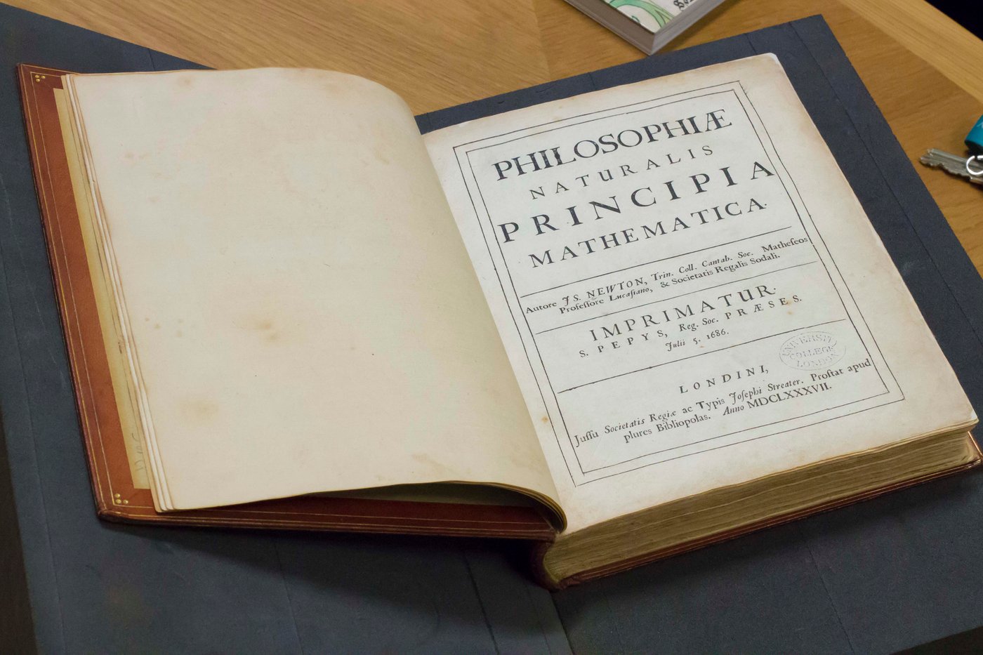 Published in 1686, the Principia is considered one of the most important works in the history of science, and states Newton’s laws of motion, Newton’s law of of universal gravitation, and a derivation of Kepler’s law of planetary motion. ⠀
⠀
First year physics students get to see Newton’s Principia in one of their first lectures, otherwise it is kept in UCL special collections.

Image credit to Sophie Lane